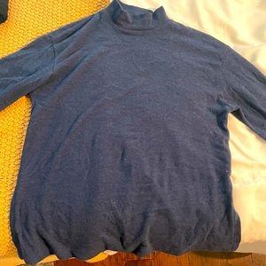 Dark blue xs turtleneck